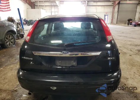 2006 Ford Focus Zx5 from USA, damaged, VIN 1FAHP37N96W251807